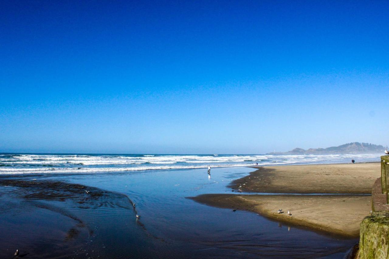 Beach Retreat -- Lower Retreat Newport Kulesi Dış mekan fotoğraf
